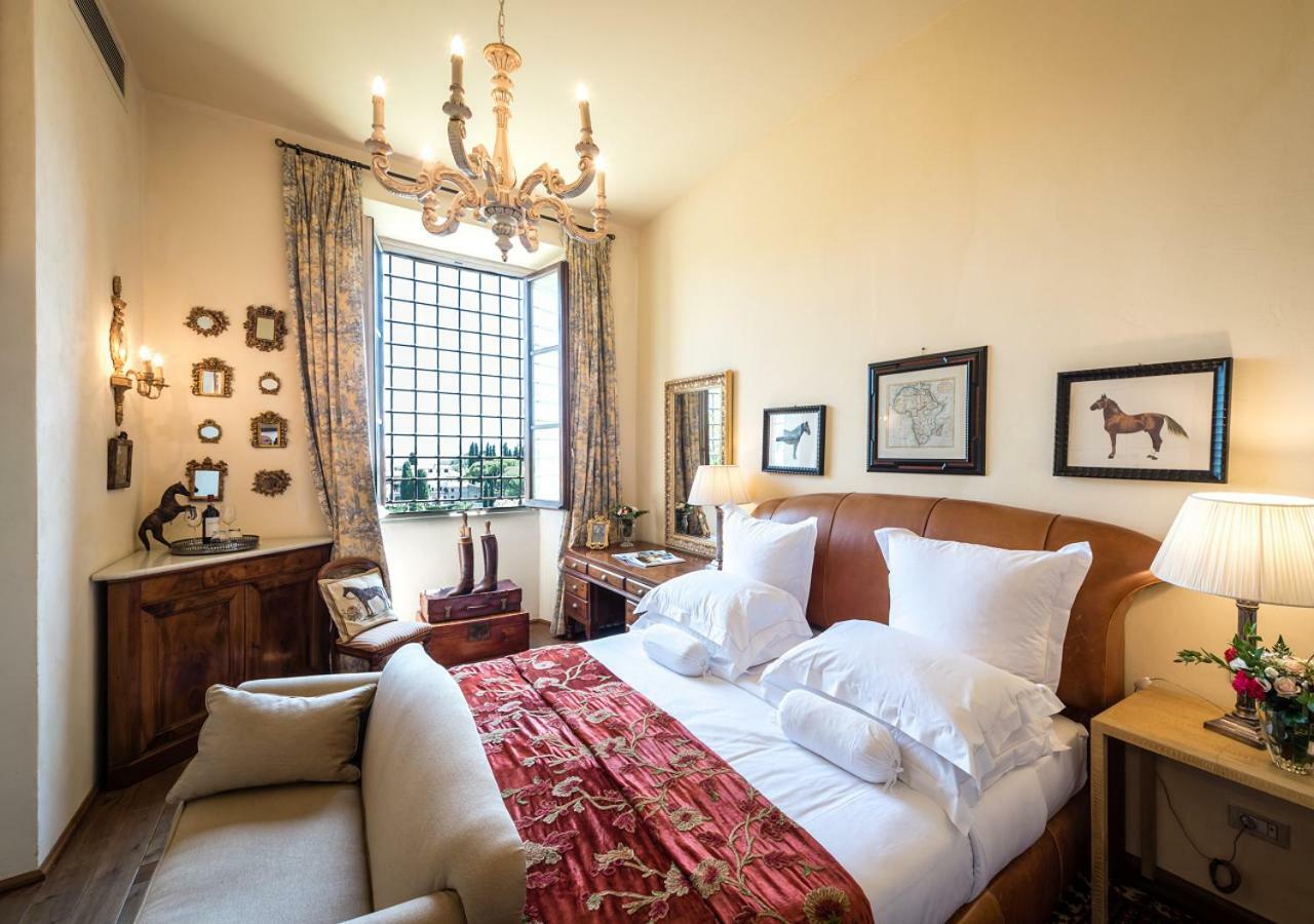 Villa Mangiacane - Small Luxury Hotels Of The World 瓦尔的圣卡西亚诺 外观 照片