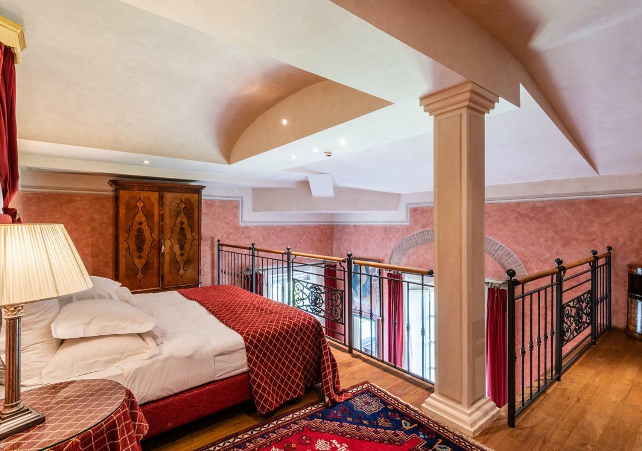 Villa Mangiacane - Small Luxury Hotels Of The World 瓦尔的圣卡西亚诺 外观 照片