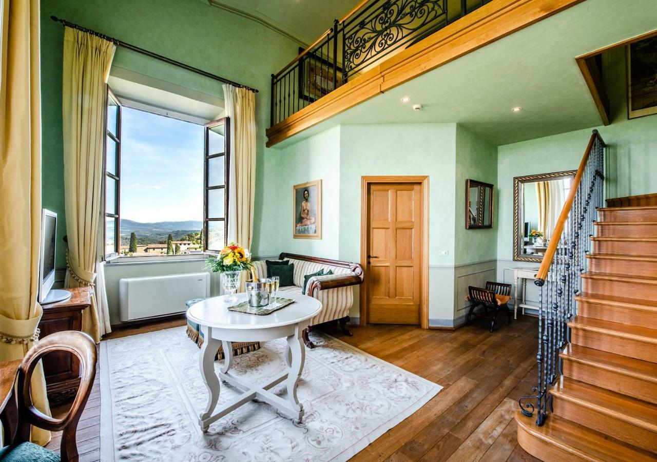 Villa Mangiacane - Small Luxury Hotels Of The World 瓦尔的圣卡西亚诺 外观 照片
