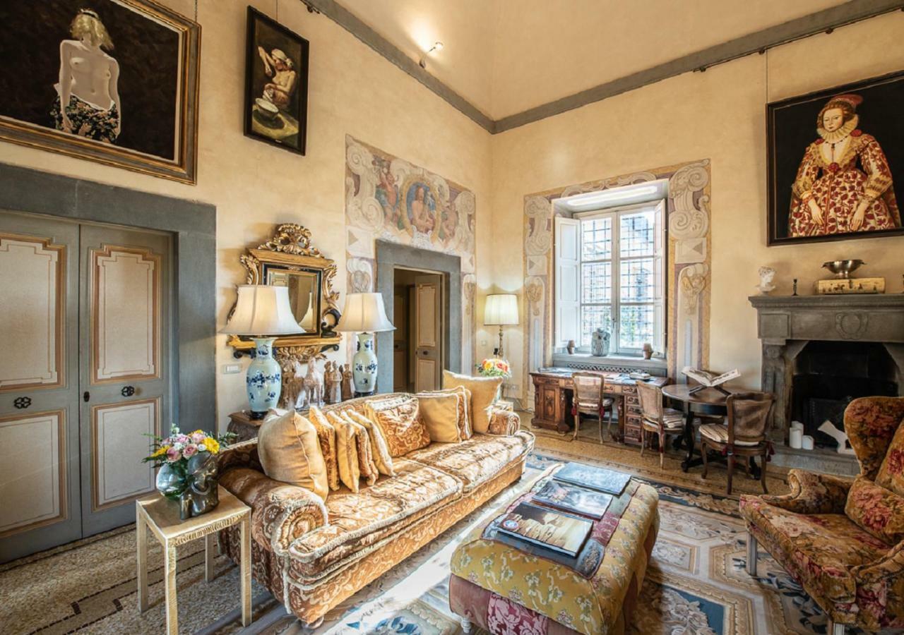 Villa Mangiacane - Small Luxury Hotels Of The World 瓦尔的圣卡西亚诺 外观 照片
