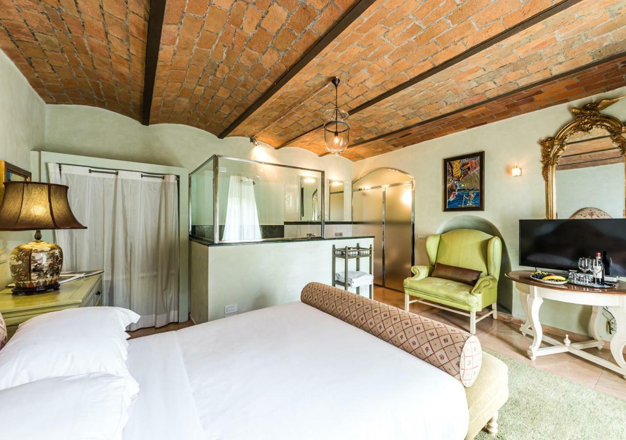 Villa Mangiacane - Small Luxury Hotels Of The World 瓦尔的圣卡西亚诺 外观 照片