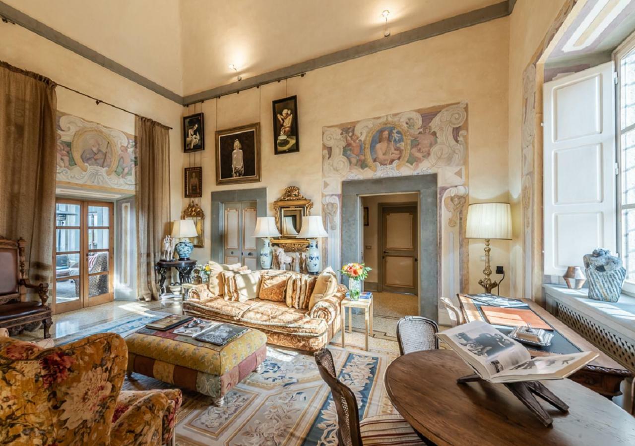Villa Mangiacane - Small Luxury Hotels Of The World 瓦尔的圣卡西亚诺 外观 照片