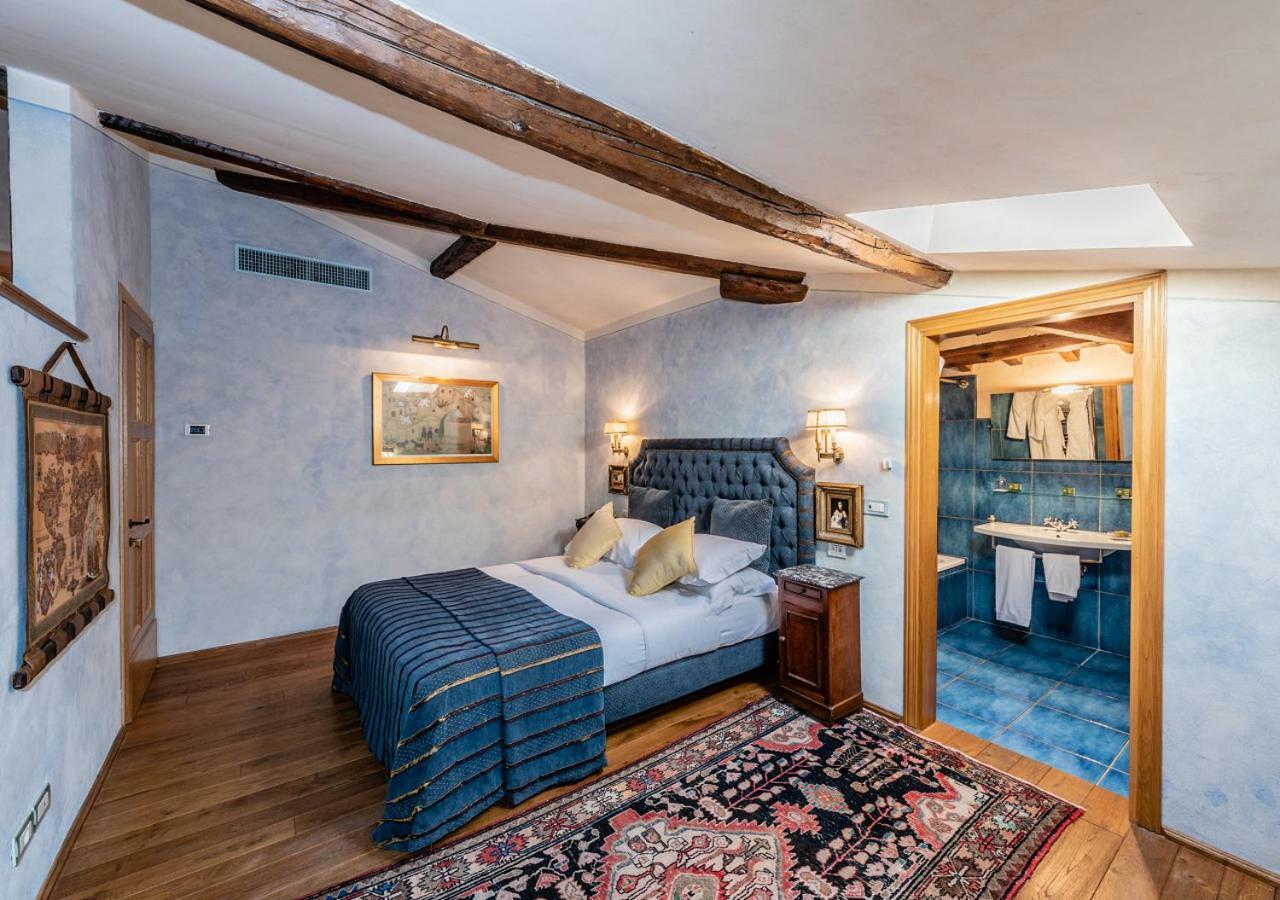 Villa Mangiacane - Small Luxury Hotels Of The World 瓦尔的圣卡西亚诺 外观 照片