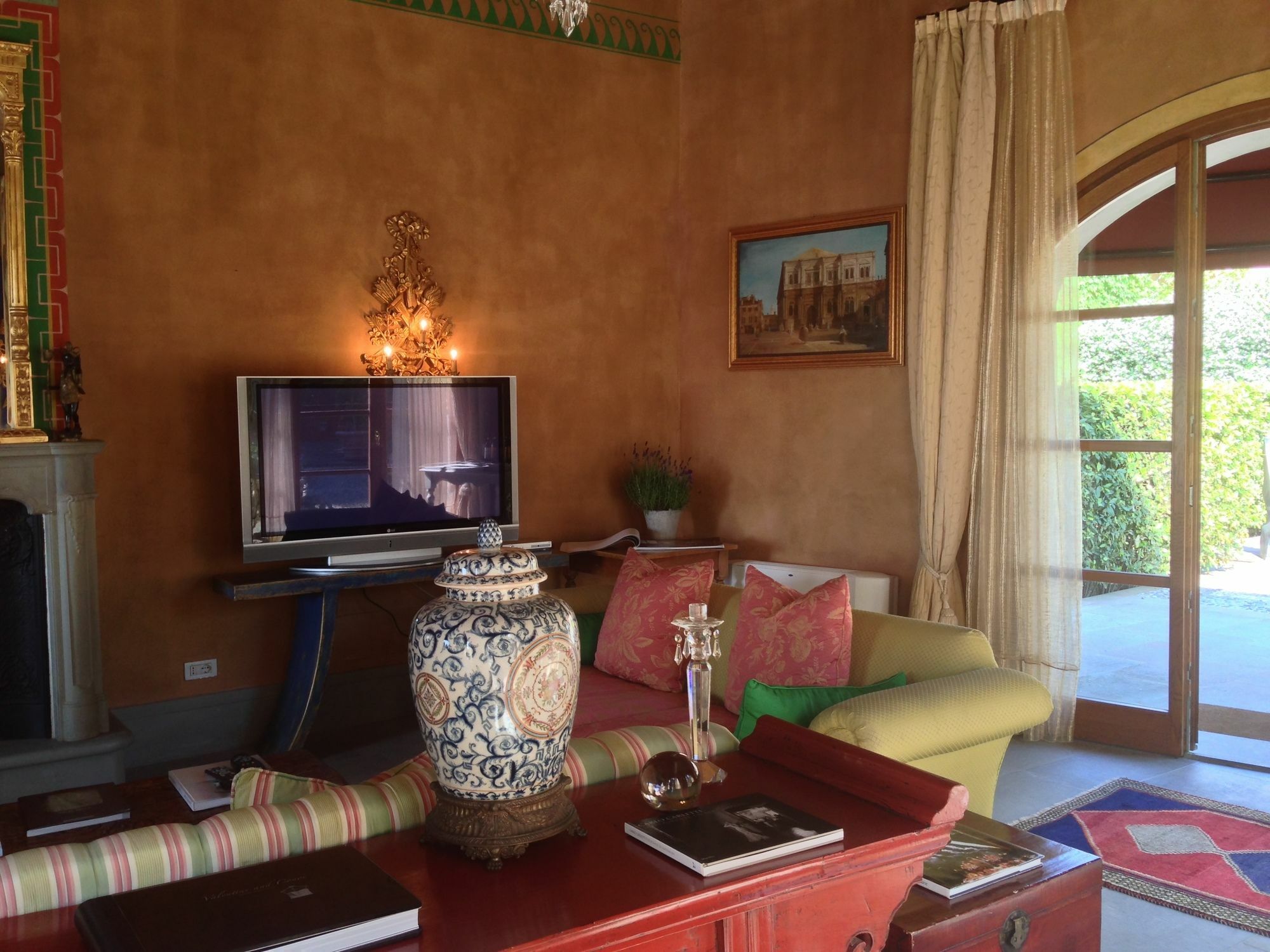 Villa Mangiacane - Small Luxury Hotels Of The World 瓦尔的圣卡西亚诺 外观 照片
